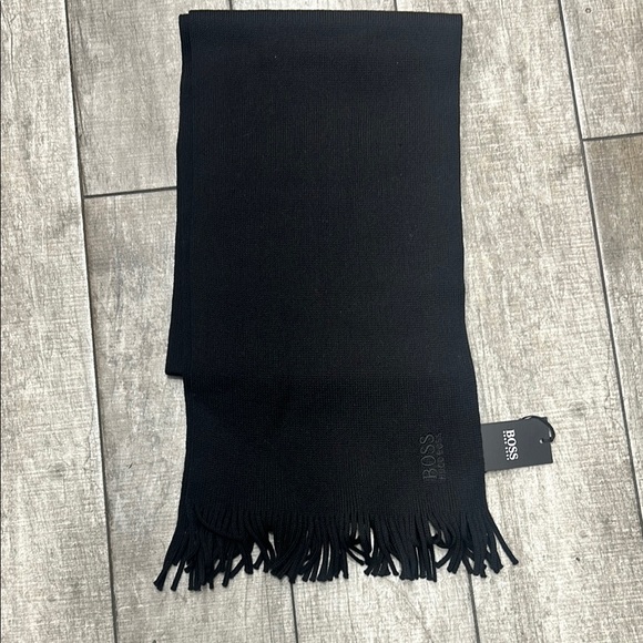 100% Authentic BOSS Black Men's Scarf NWT